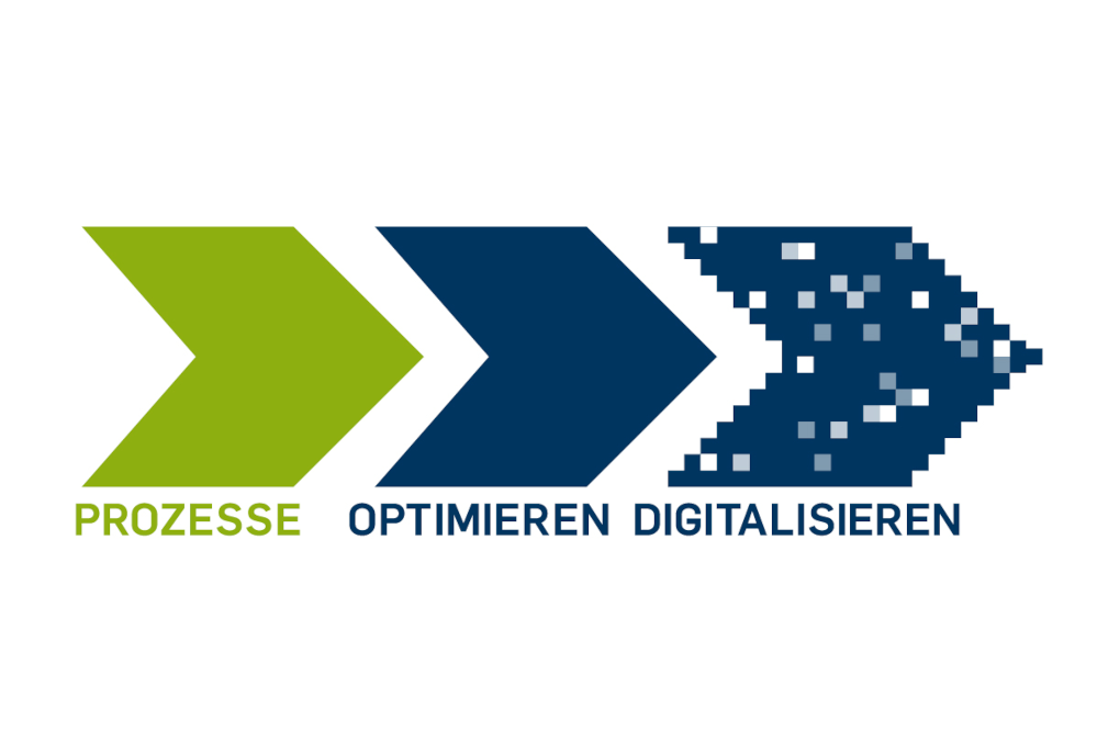 Logo des Programms "rozessorientierung und Digitalisierung in der Verwaltung" (PDV). Das Logo besteht aus 3 nach rechts gewandten Pfeilköpfen unter denen jeweils einer der Begriffe "Prozesse", "Optimieren" und "Digitalisieren" steht