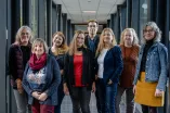 Gruppenfoto mit allen Mitarbeitenden des Campus Service