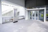 Foto: Eingang ins Veranstaltungszentrum von außen
