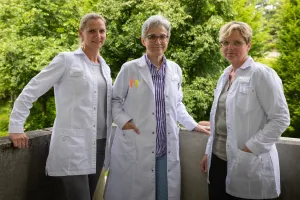 Dr. Wiegand und ihr Team
