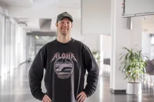 Porträt Dennis Bathke