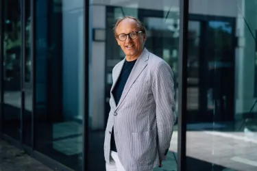 Prof. Günther Meschke