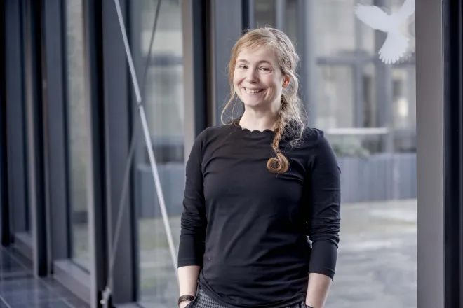 Foto:  Sonja Israel vom Team des Strategischen Marketings im Dezernat Hochschulkommunikation der Ruhr-Universität Bochum