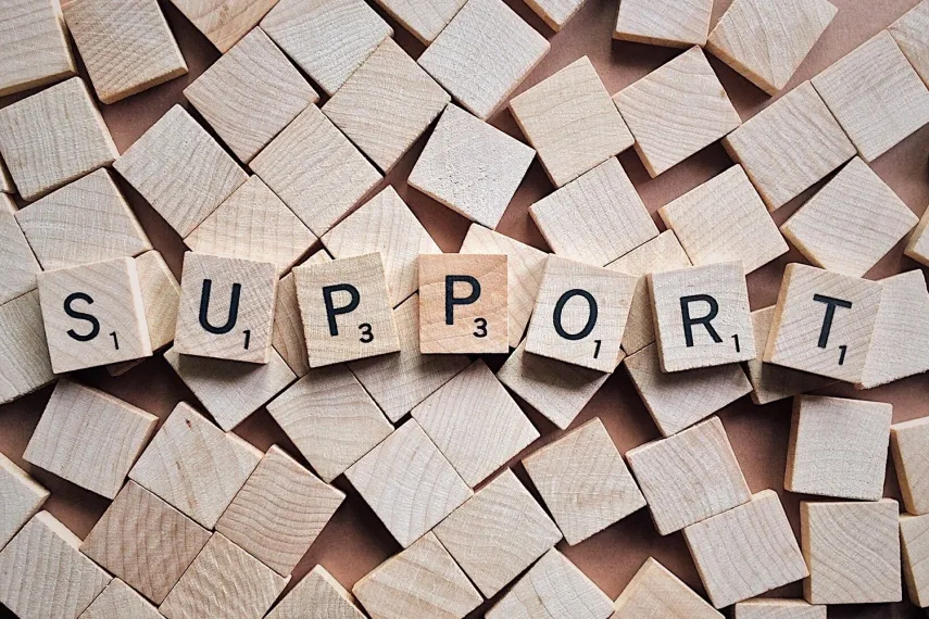 Schriftzug zeigt "Support"
