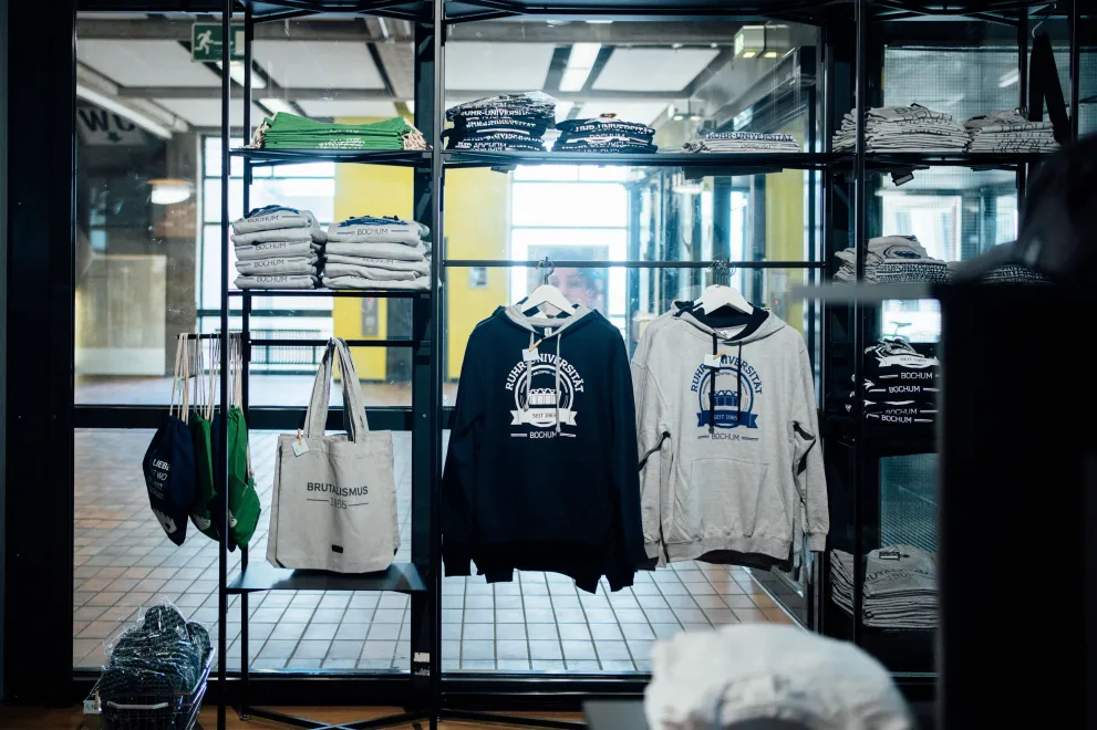 Innenansicht des Unishops im HZO-Gebäude.