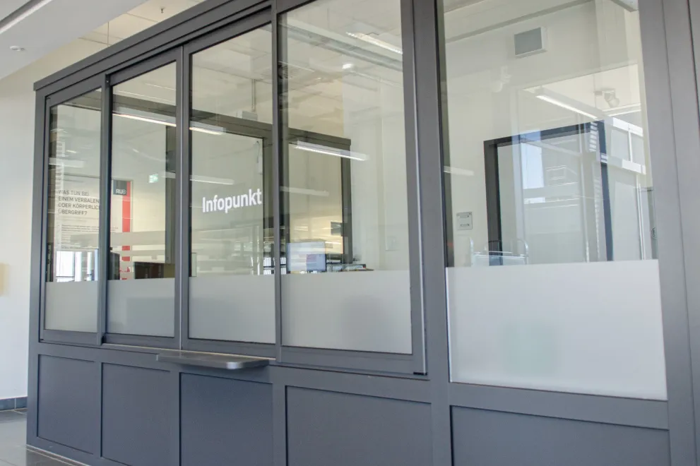 Infopunkt von außen.