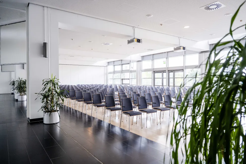 Photo: View of hall 2a in the Convention Center of Ruhr University Bochum