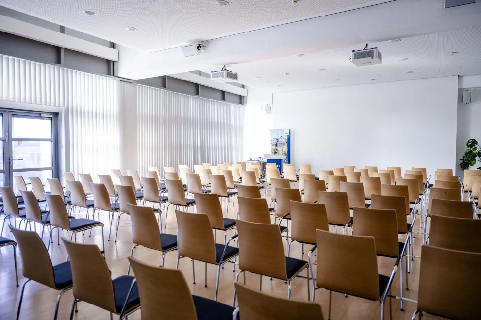Photo: Hall 3 in the Convention Center of Ruhr University Bochum