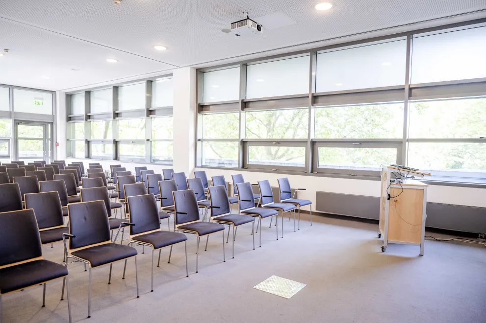 Photo: Hall 4 in the Convention Center of Ruhr University Bochum