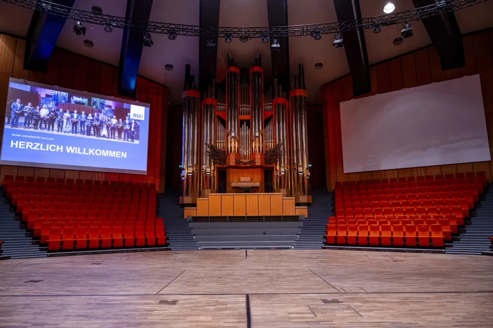 Photo: Klais organ in the Great Hall of the Audimax