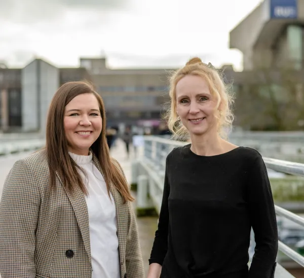 Dr. Wanda Gerding und Nadine Müller 